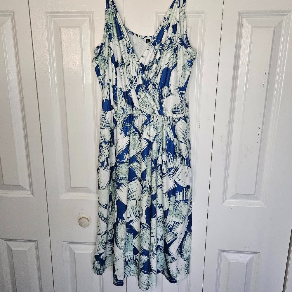 Nice Summer Dress, XL, blue green and white. - Picture 2 of 10
